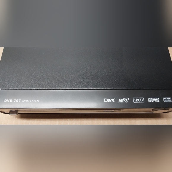 DVD-797 Player DIVX MP3 HDCD Mpeg4 SVCD VCD CD CD-RW PICTURE-CD Dolby Digital - Picture 9 of 17